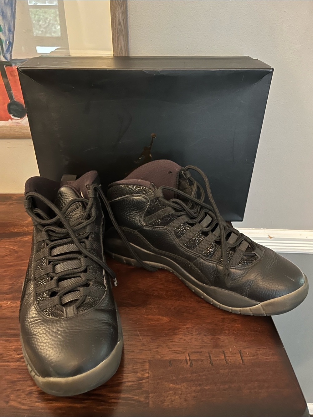 Air Jordan 10 Retro OVO 'Black'
Air Jordan x OVO (October's Very Own) Sneakers